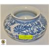 Image 1 : ANTIQUE CHINESE CERAMIC HAND PAINTED BOWL