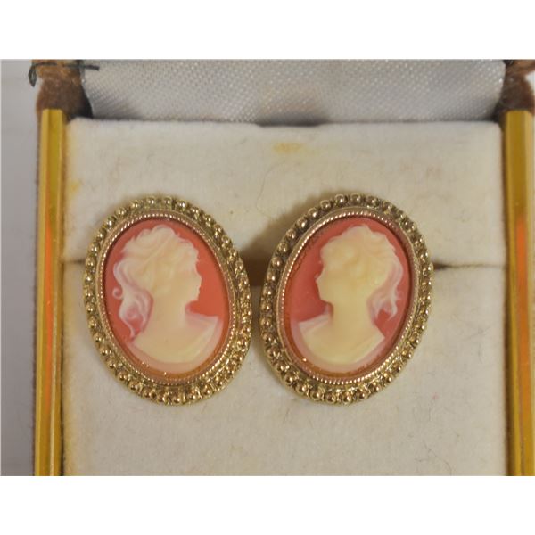 VINTAGE CAMEO EARRINGS