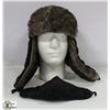 Image 2 : FAUX FUR LINED HAT WITH DETACHABLE/WASHABLE MASK.