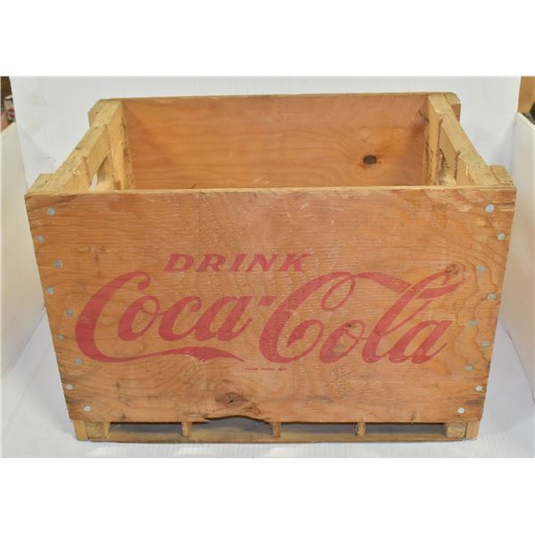 VINTAGE COKE CRATE