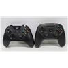 Image 1 : 2 XBOX ONE CONTROLLERS