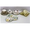 Image 1 : VINTAGE ENGLISH PORCELAIN: 5 PIECES OF BIARRITZ