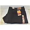 Image 1 : NEW WRANGLER MENS 50 X 30" RELAXED FIT BLACK JEANS