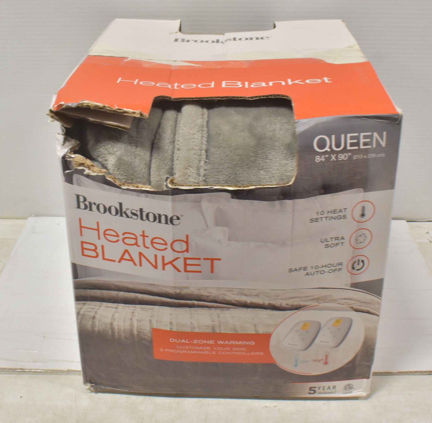 BROOKSTONE SIZE QUEEN 84 X 90 HEATED BLANKET