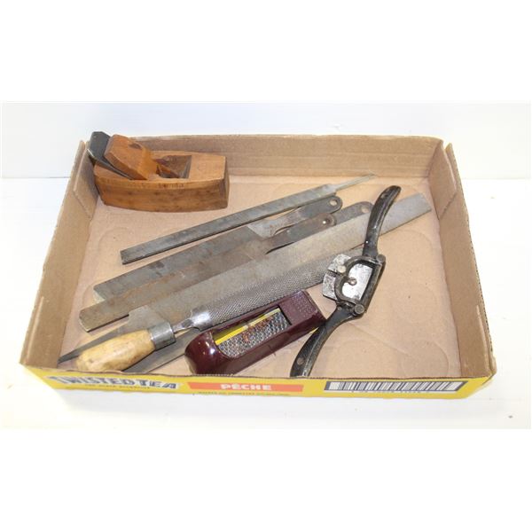 LOT OF MISC ESTATE TOOLS