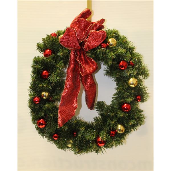 CHRISTMAS WREATH IN BOX