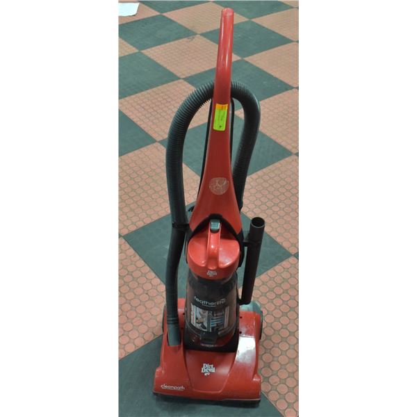 DIRT DEVIL VACUUM