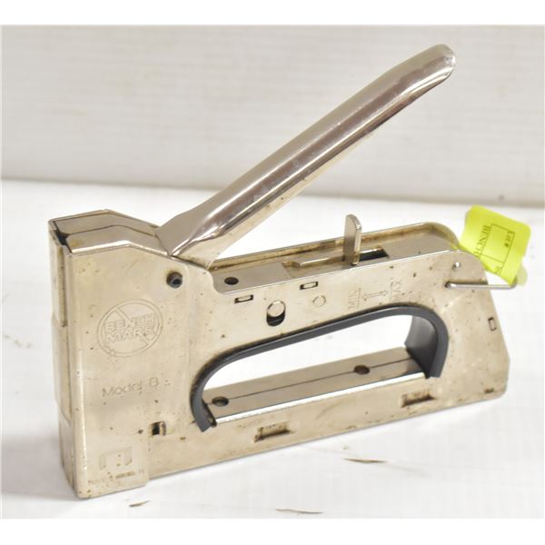 BENCHMARK MODEL B STAPLEGUN