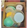 Image 1 : VINTAGE TUPPERWARE- ASSORTED LOT