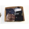 Image 1 : BOX WITH 18 TOQUES INCL. OILERS, OAKLEY, RAM,