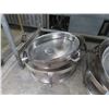 Image 3 : 3-Lidded Oval Chafing Dishes - 3 X $