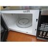 Image 2 : Hamilton Beach M/W Oven