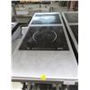 Image 2 : Vollrath # IIIG4 Induction Electric Double Countertop Range