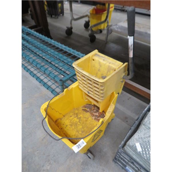 Rubbermaid Mop Bucket