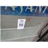 Image 2 : True Mini Single Door Ref. Merchandiser 38°