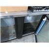Image 4 : True 8' Worktop Glass Door Reach In Beer Cooler 39°