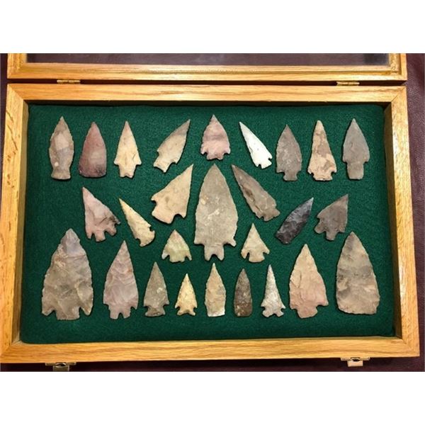 Amazing  27 piece North American Indian artifact collection