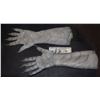 Image 2 : DINOSAUR WEARABLE ARMS WITH CLAWS MATCHED PAIR 1