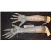 Image 2 : DINOSAUR WEARABLE ARMS UNUSED ON FORMS WITH SOME CLAWS MATCHED PAIR