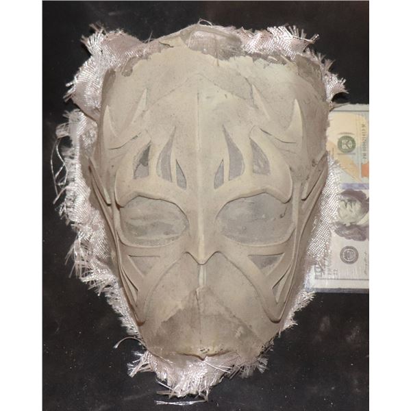 SUPERGIRL VILLAIN REIGN MASK PRODUCTION CASTING SUPER HERO