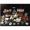 Image 1 : 2 Bean Pots, Glass Inukshuk, Brush/Mirror, Glass Shell, Wind Chime, 2 Ceramic Swan, Beer Stein, Ariz