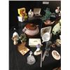 Image 3 : 2 Bean Pots, Glass Inukshuk, Brush/Mirror, Glass Shell, Wind Chime, 2 Ceramic Swan, Beer Stein, Ariz