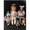 Image 1 : Vintage Dolls, Clown Figurines & Jester