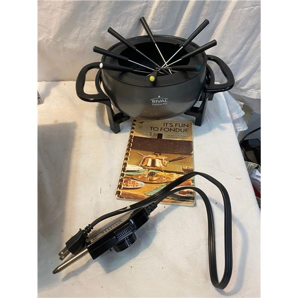 Rival electric fondue pot