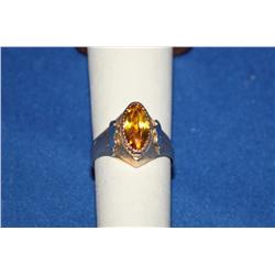 18K Gold Ring W/Citrine