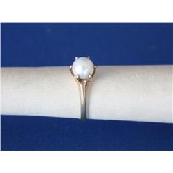 10k Gold Ring W/Pearl 2.1gr
