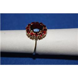 18k Gold Ring W/Amethyst 4.4gr