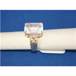 10k Gold Ring W/Pink Tourmaline 4.4gr