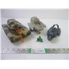 Image 1 : Vintage Metal Tank and assorted toys