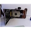 Image 2 : Polaroid Land Camera No 95 + bulbs, in case