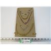 Image 1 : (5) Necklaces