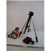Image 1 : Handi heat magnum tripod stand, flash light