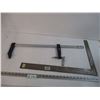 Image 1 : Wood clamp + Square
