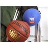 Image 2 : *Sport balls, chair, jean jacket, misc tote