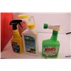 Image 2 : *Tote w/ Misc Cleaners and Chemicals
