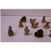 Image 2 : (21) Wade Red Rose Tea Figurines (Fairy Tales) + (55) Red Rose Tea Cards