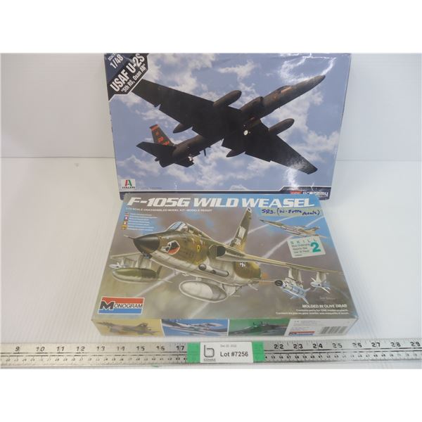 1:48 USAF U-2S and 1:72 F-105G Wild Weasel Model Kits