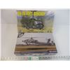 Image 1 : 1:32 UH-1D Huey Gunship and 1:48 AH- 64A Copter