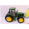 Image 2 : Toy John Deere Tractor + Little Tikes Toy