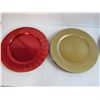 Image 2 : (12) Plastic Plates