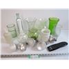 Image 1 : (5) 65w Light Bulbs - Assorted Vases - Remote