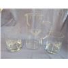 Image 3 : (2) Gold Casino Glass Sets