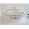 Image 4 : Corning Ware 16 Cup Casserole Dish & Pot Holders (scratched)