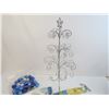 Image 2 : 24" Ornament Tree & Decorative Shovel
