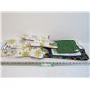 Image 1 : Oven Mitts - Tea Towels - Pot Holders