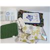 Image 2 : Oven Mitts - Tea Towels - Pot Holders